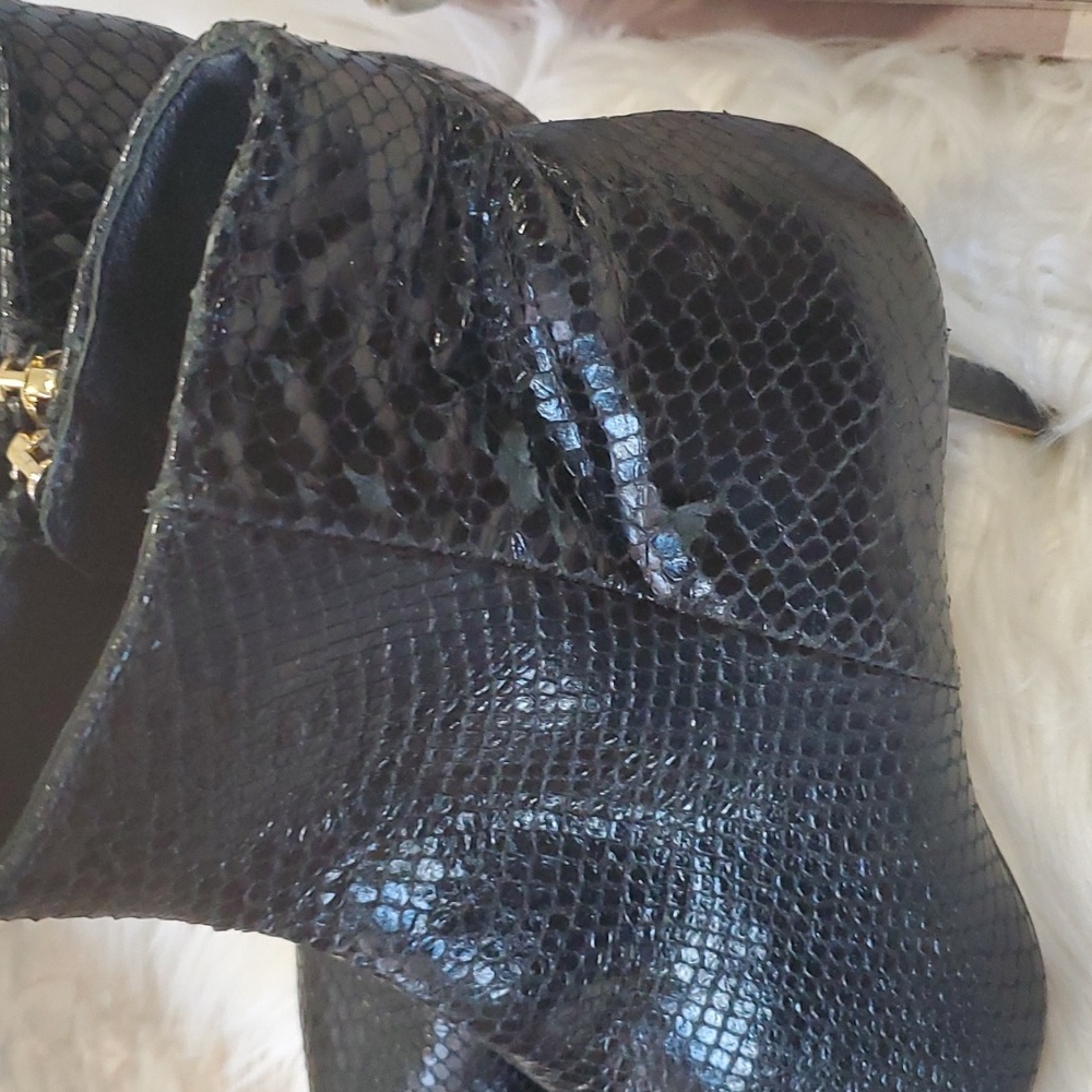 L'AGENCE black  ankle bootie boots size 7.5 - Picture 16 of 17